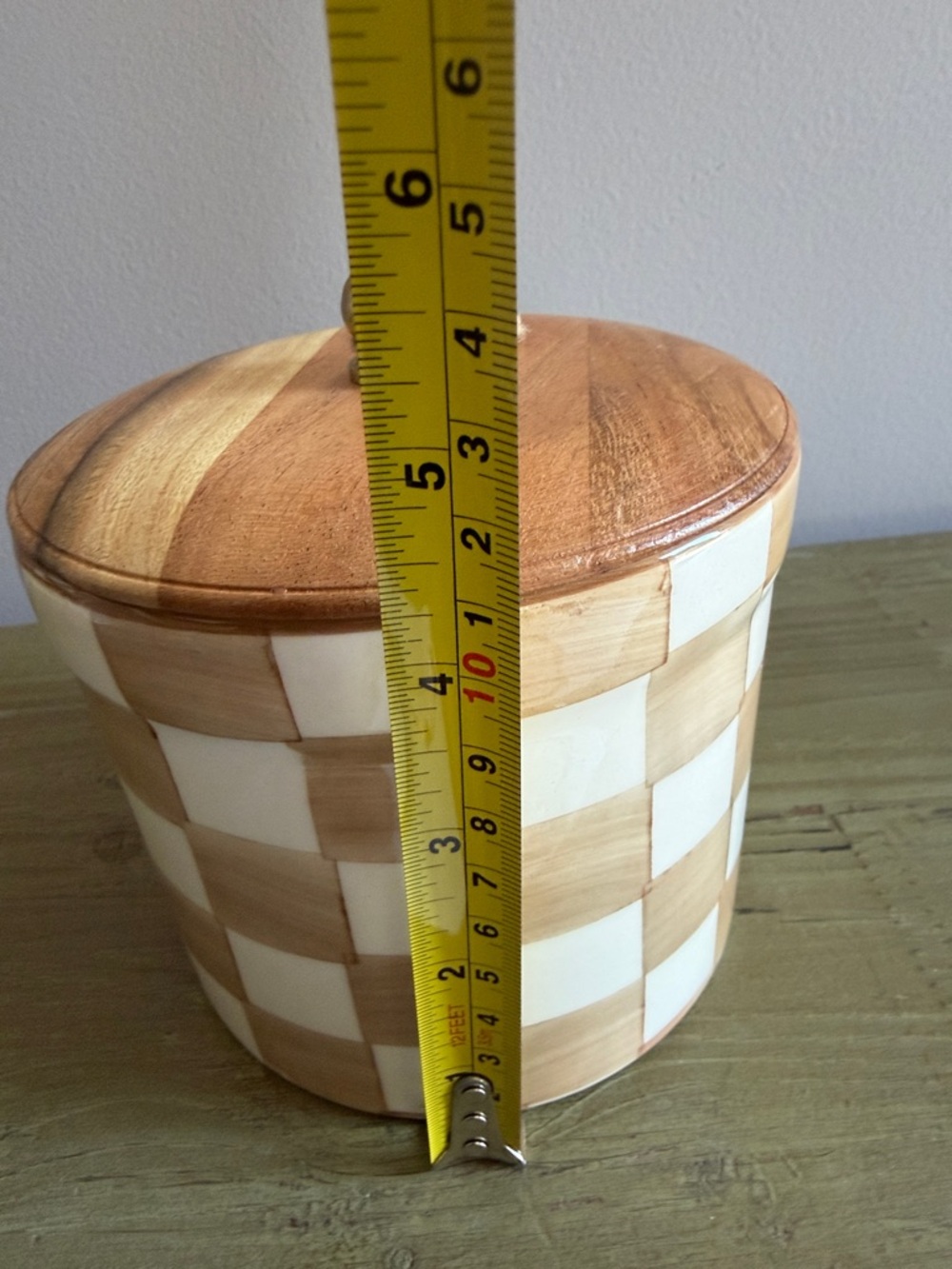 Mocha Check Ceramic Canister with Gold Knob Wooden Lid- White & Tan - Picture 5 of 7